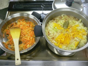 ビーツを入れる前のボルシチ ビーツを入れる前のボルシチ